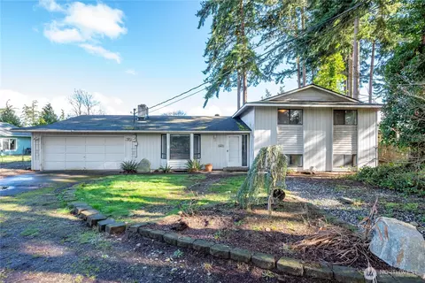 716 Heller Rd, Oak Harbor, WA 98277