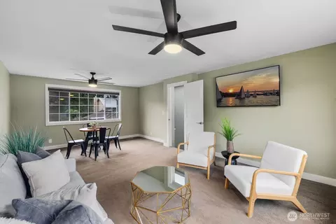 Living - 3933 119th Pl SE, Everett, WA 98208 photo 5 of 5