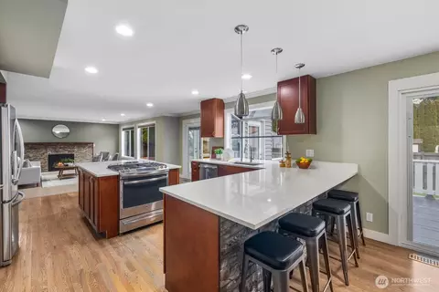 Kitchen - 3933 119th Pl SE, Everett, WA 98208 photo 1 of 3