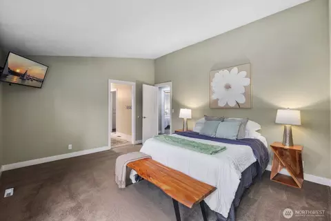 Bedroom - 3933 119th Pl SE, Everett, WA 98208 photo 4 of 4