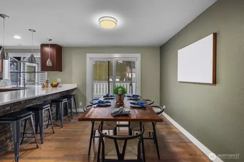 Dining - 3933 119th Pl SE, Everett, WA 98208 photo 1 of 2