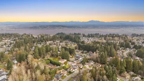 View/Area - 3933 119th Pl SE, Everett, WA 98208 photo 2 of 2