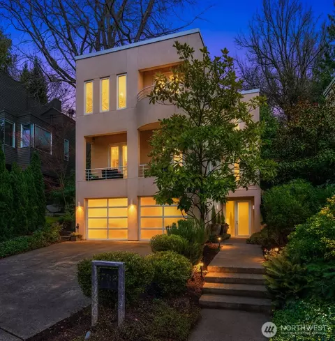 708 13th Ave E, Seattle, WA 98102