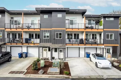 224 Raybird Ave, Granite Falls, WA 98252