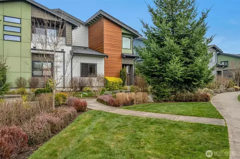 32808 Ten Trails Pkwy SE, Black Diamond, WA 98010