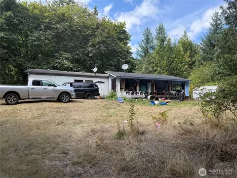 3925 Harts Lake Rd S, Roy, WA 98580