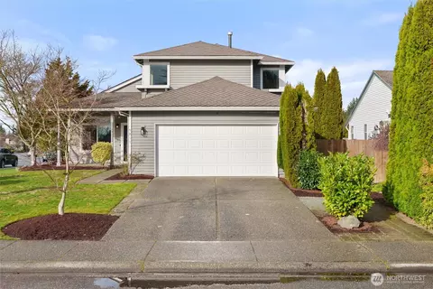 Exterior - 5811 153rd Pl SE, Everett, WA 98208 photo 3 of 9
