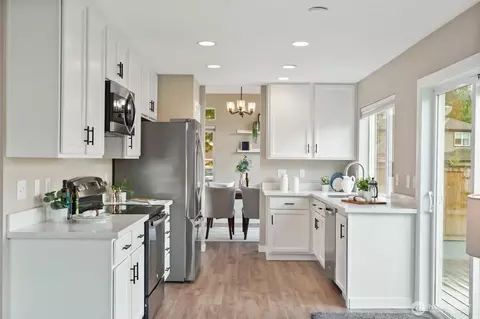 Kitchen - 5811 153rd Pl SE, Everett, WA 98208 photo 1 of 3
