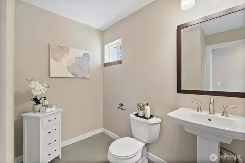 Bath - 5811 153rd Pl SE, Everett, WA 98208 photo 1 of 4