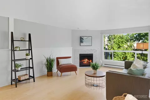 9416 1st Ave NE #305, Seattle, WA 98115