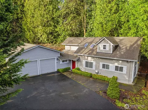 133 W Beacon Hill Dr, Longview, WA 98632