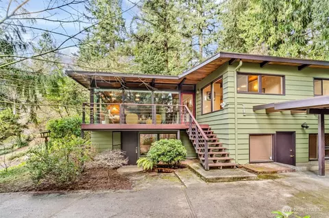 18220 29th Pl NE, Lake Forest Park, WA 98155