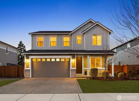 311 Hogan Dr, Enumclaw, WA 98022