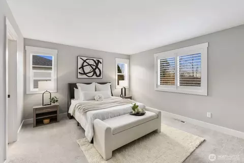 Bedroom - 311 Hogan Dr, Enumclaw, WA 98022 photo 1 of 5
