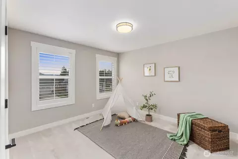 Bedroom - 311 Hogan Dr, Enumclaw, WA 98022 photo 5 of 5