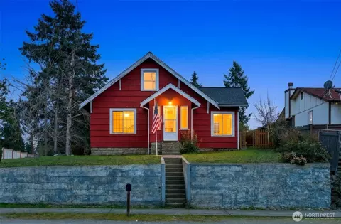 1105 S Orchard St, Tacoma, WA 98465