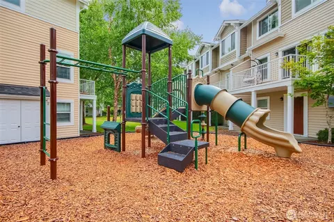 Exterior - 16232 118th Ln NE #1-4, Bothell, WA 98011 photo 7 of 7