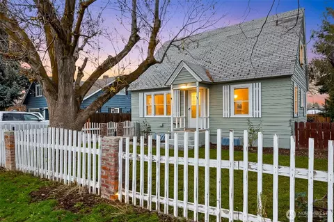 1013 Amherst Ave, Wenatchee, WA 98801