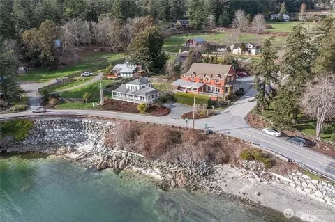 4362 Crow Valley Rd, Eastsound, WA 98245