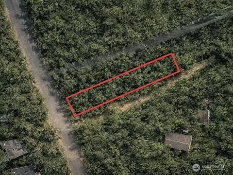 619 N Colony Surf Dr, Lilliwaup, WA 98555
