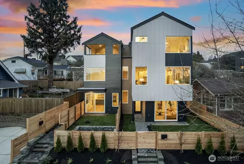 3810 42nd Ave SW, Seattle, WA 98116