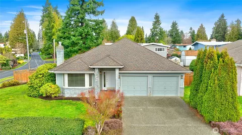 8523 199th Pl SW, Edmonds, WA 98026