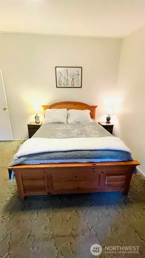 Bedroom - 101 E Pirates Pl, Grapeview, WA 98546 photo 1 of 1