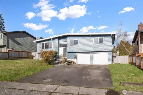 3703 SW 191st Pl SW, Lynnwood, WA 98036