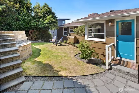 2920 11th Ave W, Seattle, WA 98119