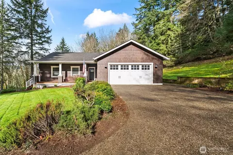9715 Crescent Valley Dr NW, Gig Harbor, WA 98332