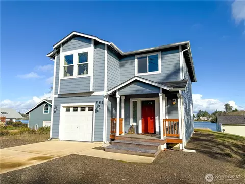 582 Mount Olympus Ave SE, Ocean Shores, WA 98569