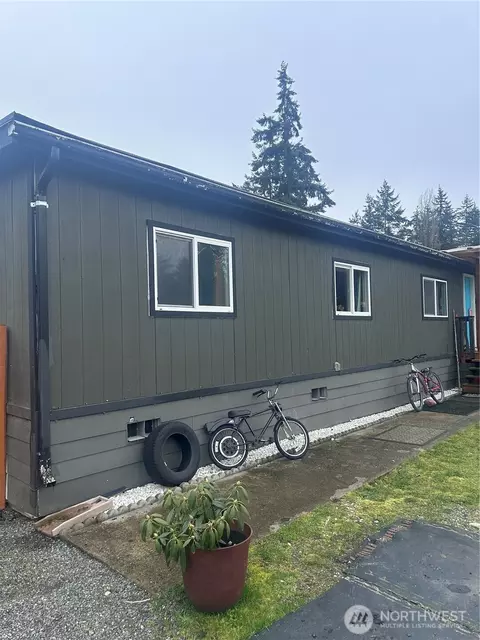 Exterior - 4302 252nd Street Ct E, Spanaway, WA 98387 photo 13 of 14