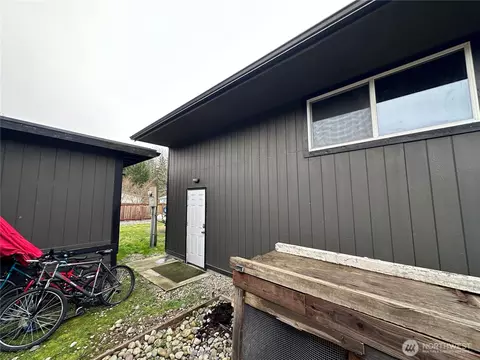 Exterior - 4302 252nd Street Ct E, Spanaway, WA 98387 photo 8 of 14