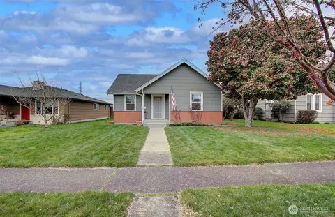 551 19th Ave, Longview, WA 98632