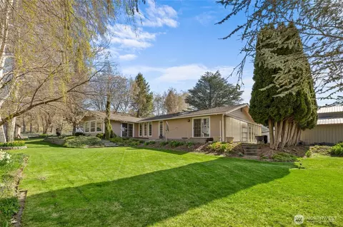 1260 Burbank Creek Rd, Yakima, WA 98901