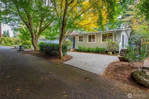 8732 209th Pl SW, Edmonds, WA 98026
