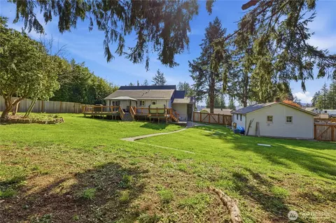 1913 Deville Dr NW, Bremerton, WA 98312