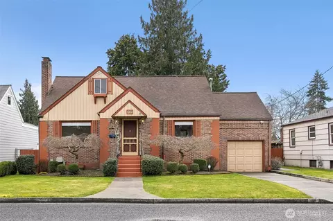408 8th Ave NE, Puyallup, WA 98372