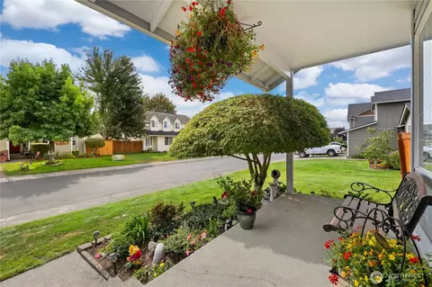 Exterior - 7911 195th St E, Spanaway, WA 98387 photo 2 of 6