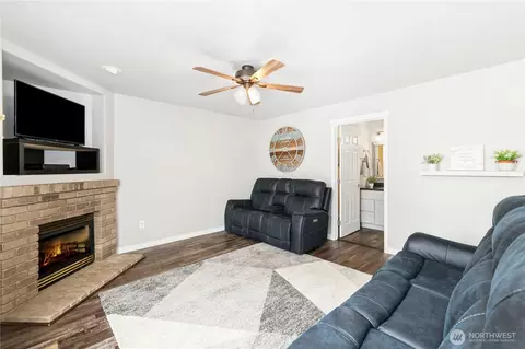 Living - 7911 195th St E, Spanaway, WA 98387 photo 6 of 6