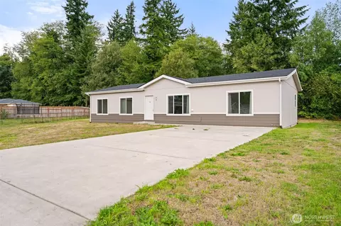17 Dry Creek Ct, Elma, WA 98541