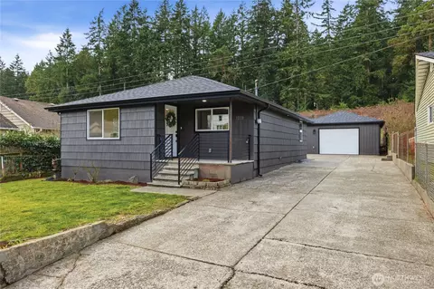 1219 Poindexter Ave, Bremerton, WA 98312