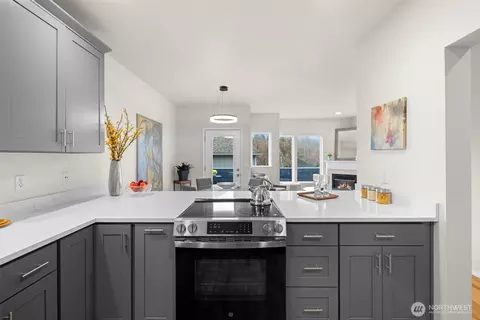 Kitchen - 212 27th Ave E, Seattle, WA 98112 photo 4 of 5