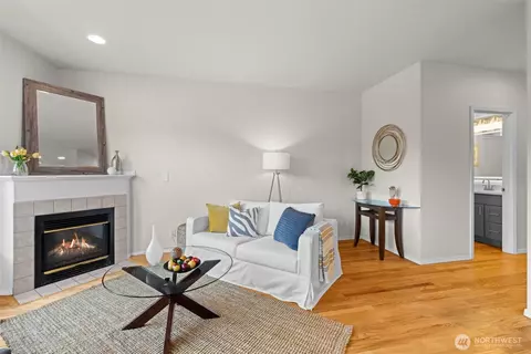 Living - 212 27th Ave E, Seattle, WA 98112 photo 1 of 1