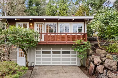 10723 24th Ave NE, Seattle, WA 98125