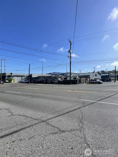 4500 Leary Way NW, Seattle, WA 98107