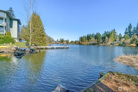 19428 Aurora Ave N #431, Shoreline, WA 98133