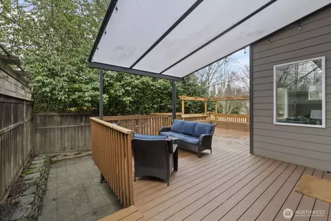 Exterior - 4233 154th Pl SE, Bothell, WA 98012 photo 3 of 5