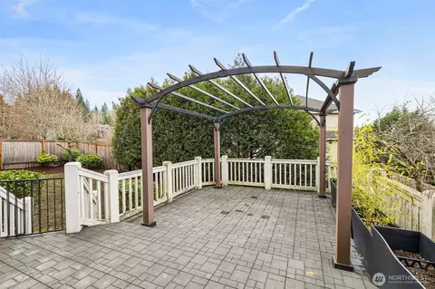 Exterior - 2018 242nd St SE, Bothell, WA 98021 photo 4 of 5