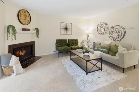 5506 220th St SW #A-105, Mountlake Terrace, WA 98043